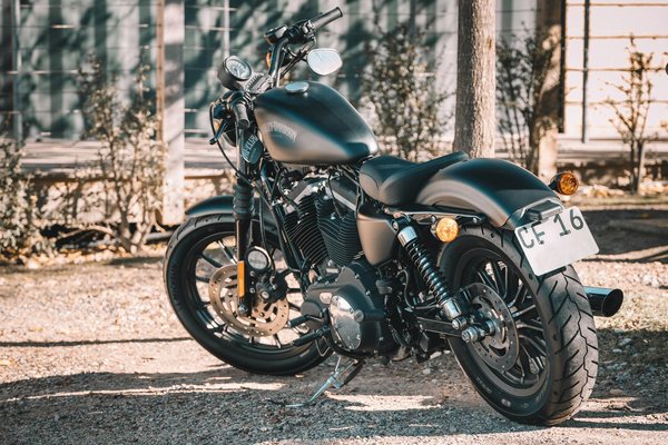 Wie erkennt man, wann man die Bremsbeläge wechseln sollte?